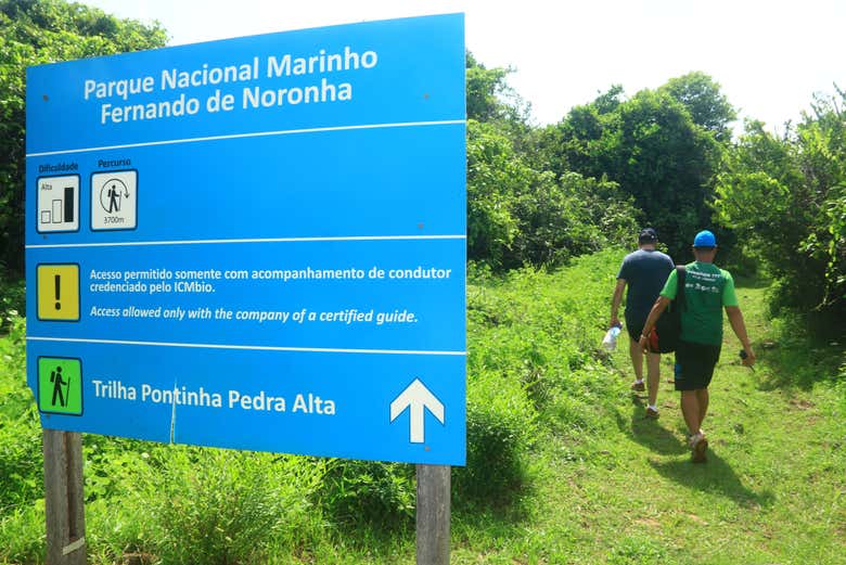 Início da trilha Pontinha Pedra Alta