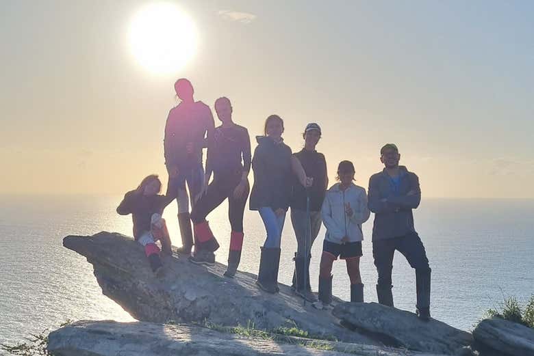 Aproveitando o amanhecer no Morro da Coroa