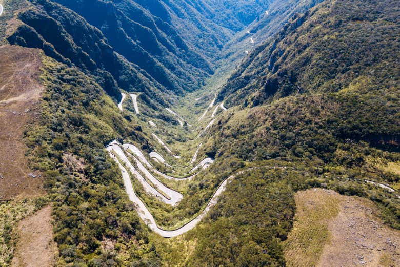 Panorámica de la carretera de Serra do Río do Rastro