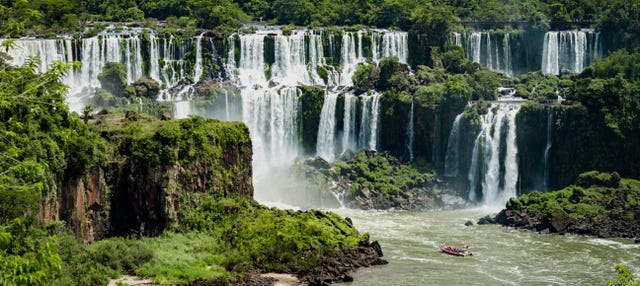 Entrada al lado brasileño de las Cataratas de Iguazú 