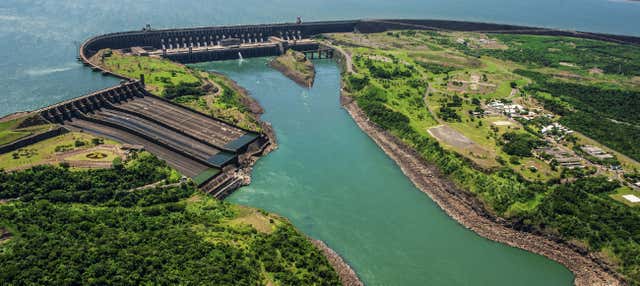 Excursão à usina de Itaipu