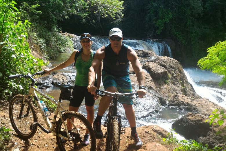 Desfrutando do tour de bicicleta