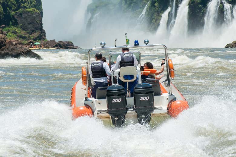 camino cataratas iguazu brasil