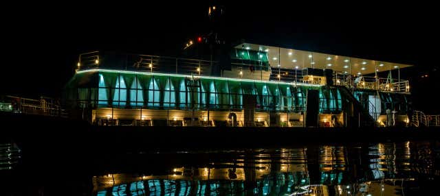 Paseo en catamarán con cena 