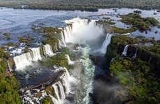 Passeio de helicóptero pelas Cataratas do Iguaçu