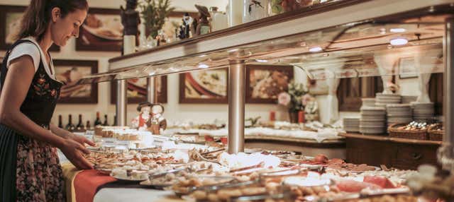 Cena alemana y espectáculo folclórico en Nova Petrópolis