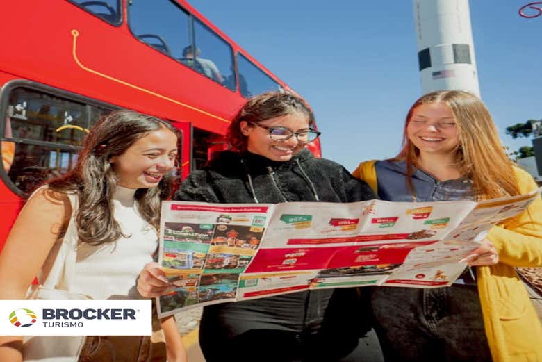 Possui monitoria, áudio-guia em três idiomas e um Clube de Vanta