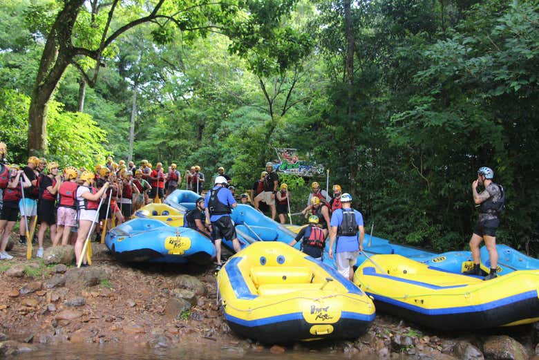 Todo listo para el rafting