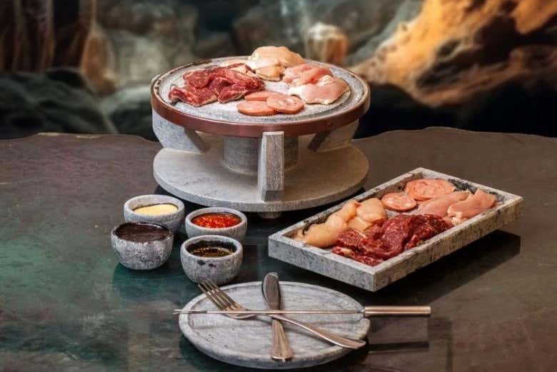 Todo listo para comer la Caza Asada