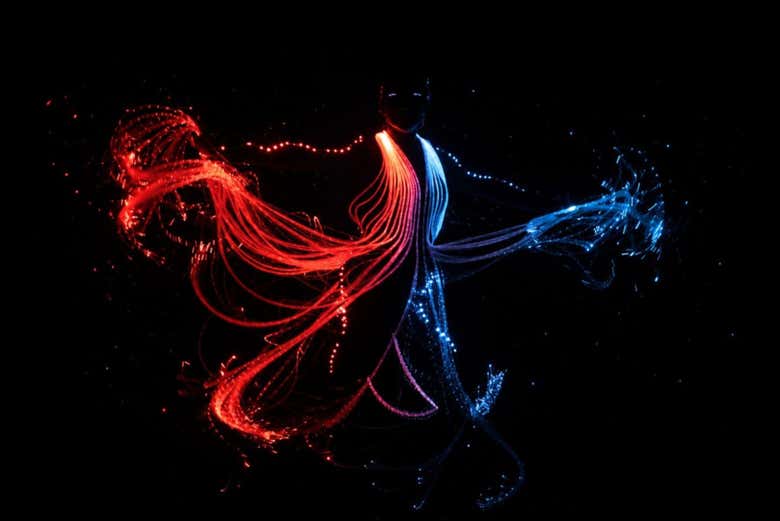 Efectos de luces brillantes en movimiento