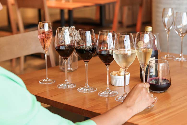 Deleitaos con una cata de vinos