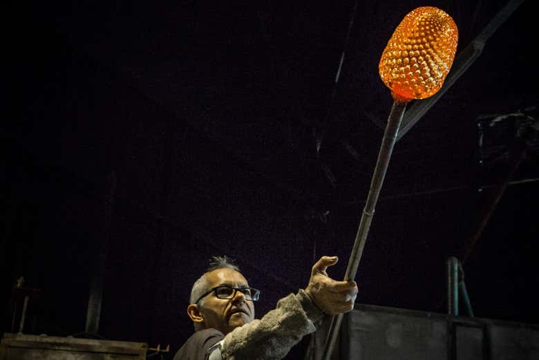 É a única fábrica do Brasil que apresenta ao vivo a história do 