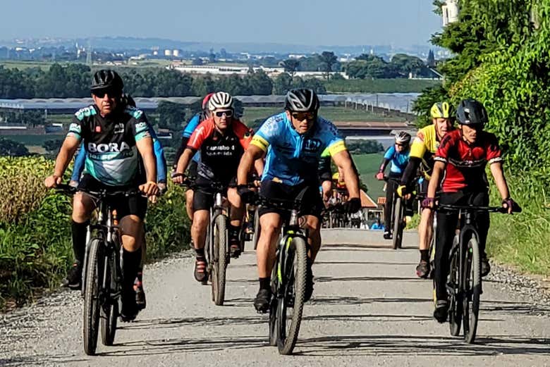 Tour de bicicleta por Holambra