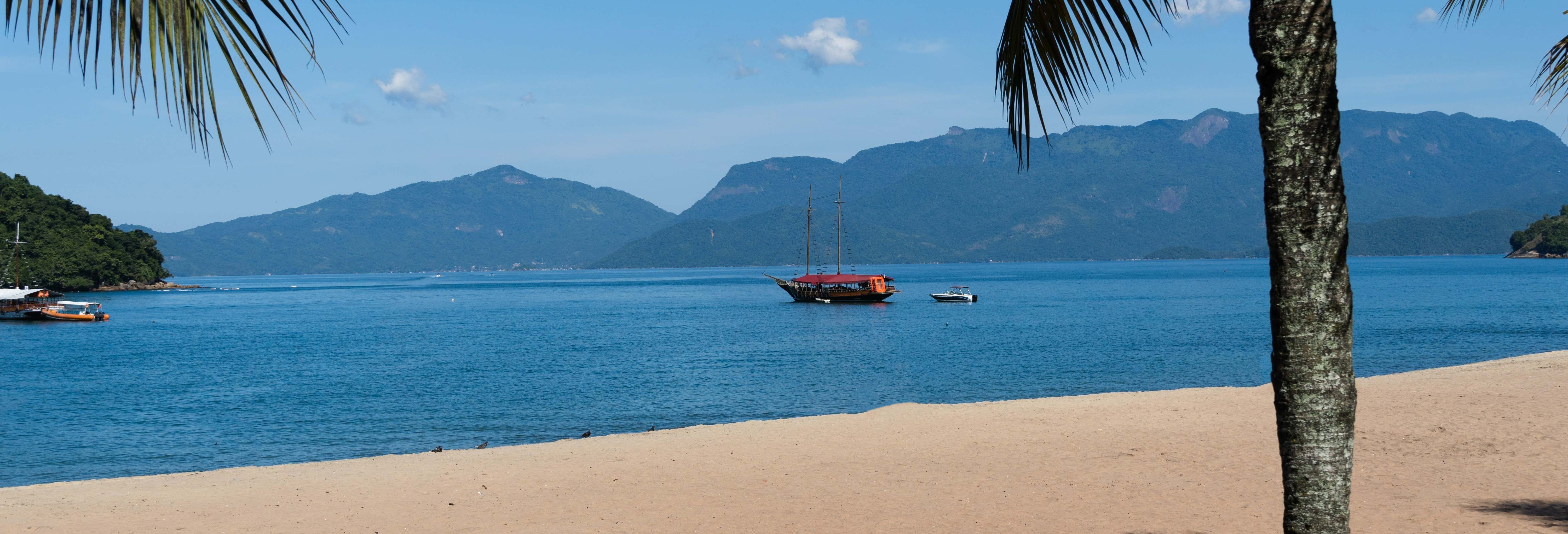 City-to-city transportation in Ilha Grande