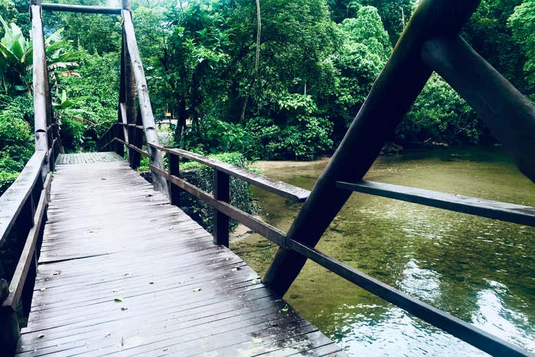Path to Castelhanos Beach
