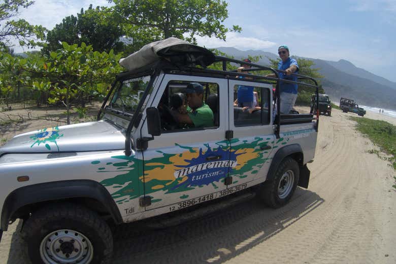 Enjoying the route by 4x4