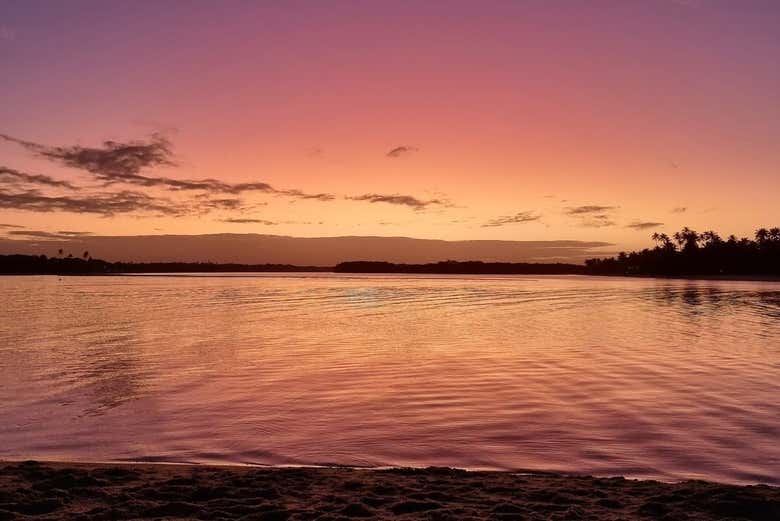 Paisagens da praia ao pôr do sol