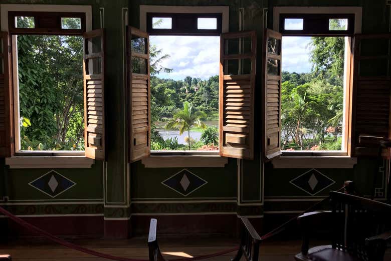 Visit the 16th-century Vila Rosa mansion