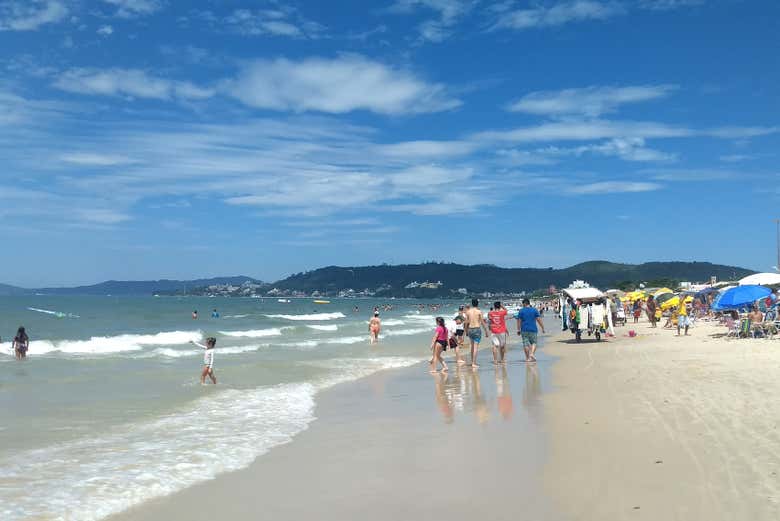 A badalada praia de Jurerê Internacional