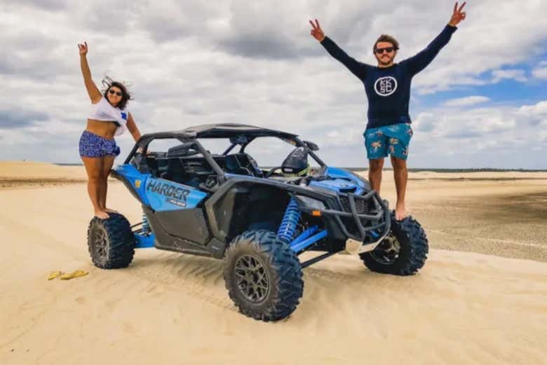El UTV es perfecto para sortear las dunas
