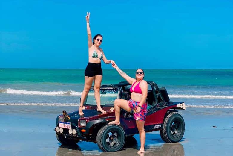 Passeio de buggy na praia de Jericoacoara