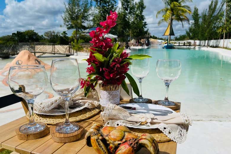 Almoço com vistas incríveis no Lagun Beach