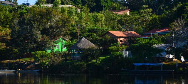 Visita a uma comunidade quilombola + Praia Barra de Gramame