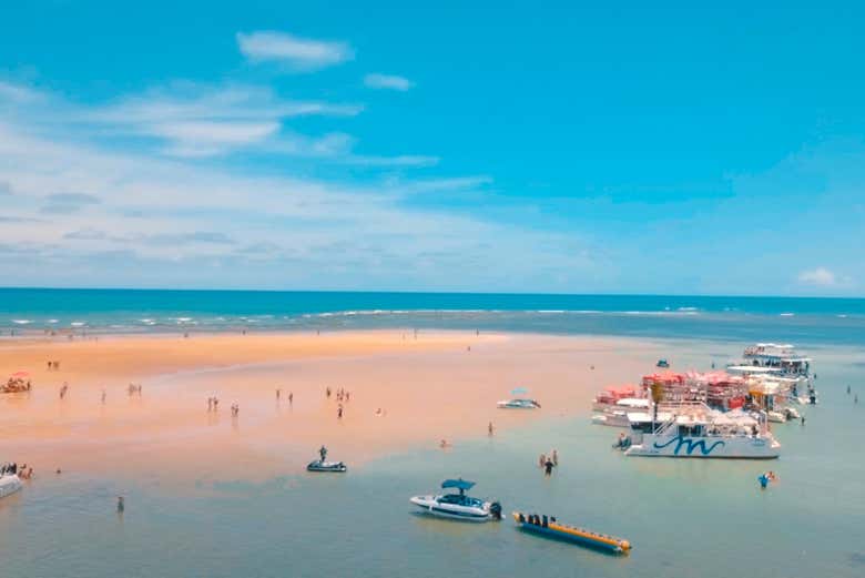 Bancos de areia na Ilha da Areia Vermelha