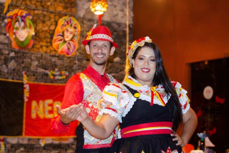 Take a picture of this folkloric show