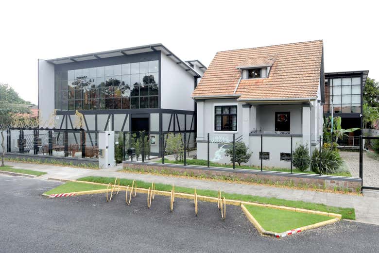 Fachada do Instituto Juarez Machado