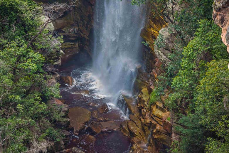 Walk to the majestic Mosquito Waterfall