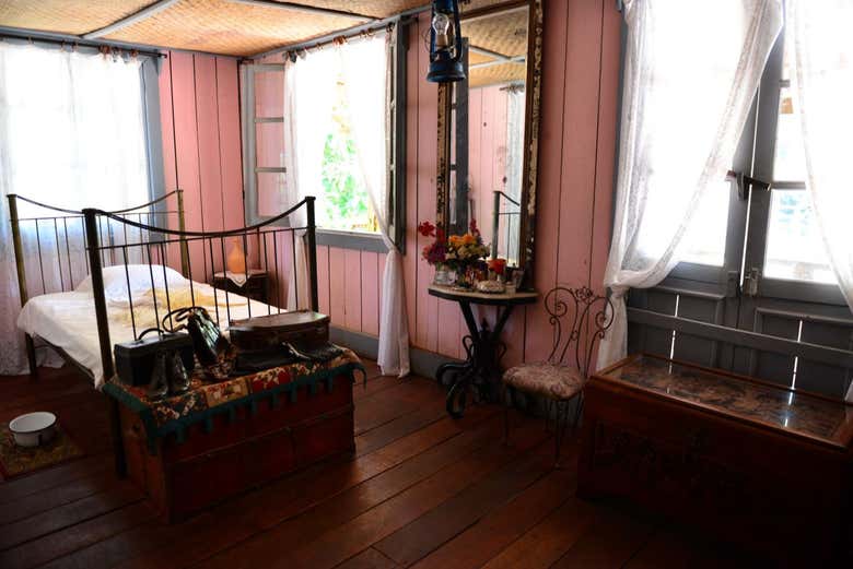 Una de las habitaciones de la casa del coronel