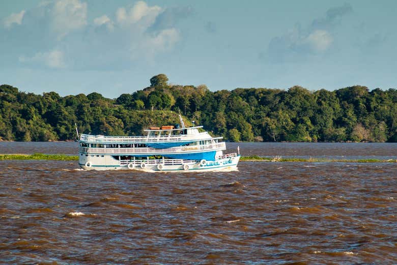 Sailing along the Amazon river