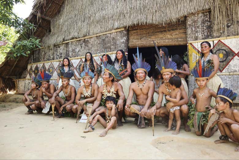 Los miembros de la comunidad indígena Tatuyo