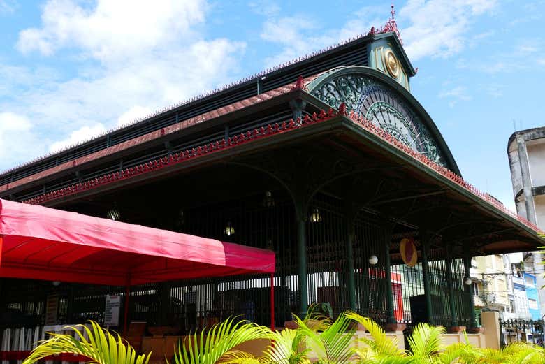 Entrada al mercado municipal