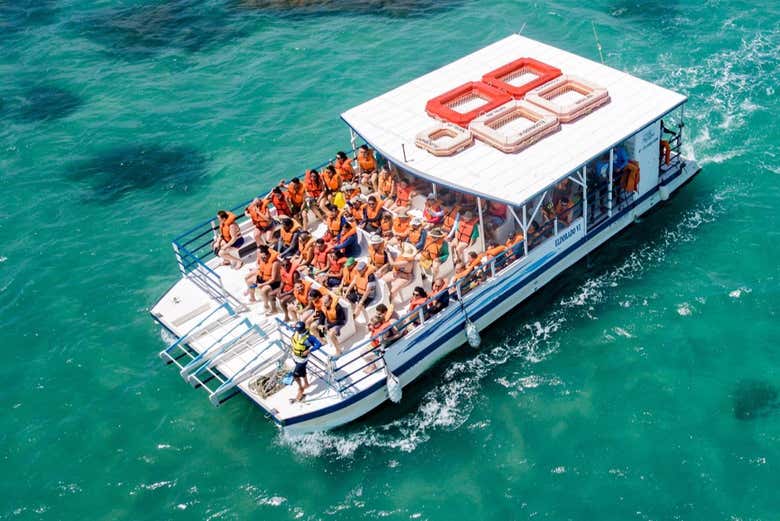 Catamarã para o passeio