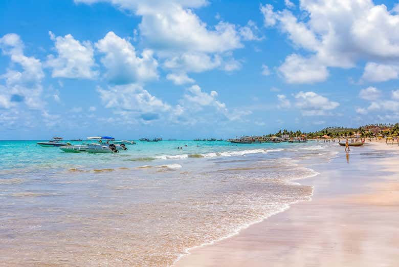 Contemplaremos unas paradisíacas playas