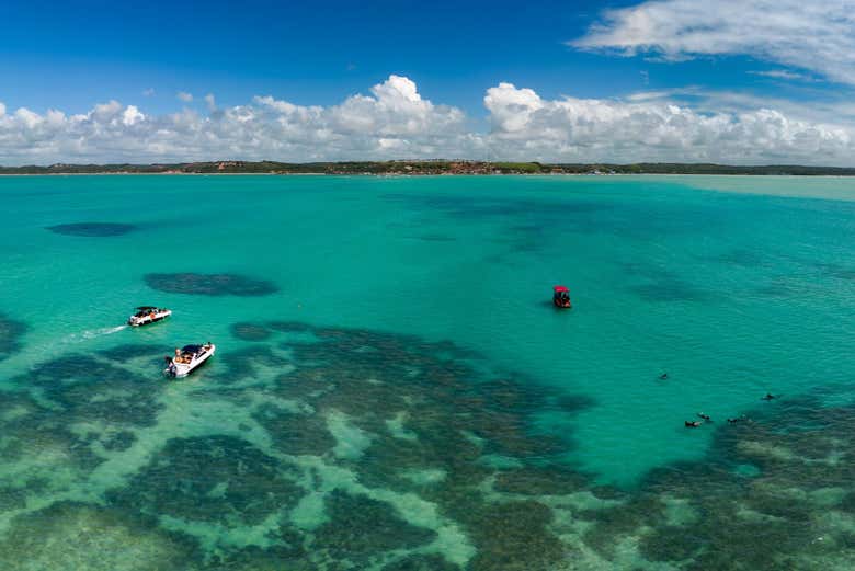 Vista aérea das piscinas naturais de Maragogi