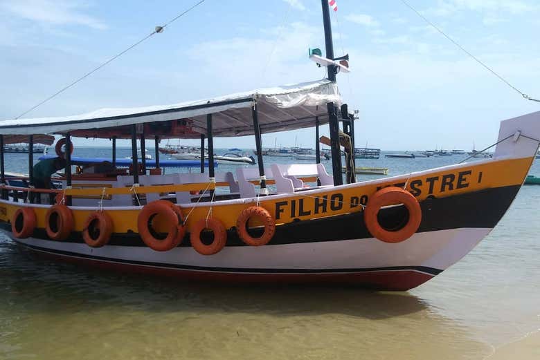 Barco para a excursão