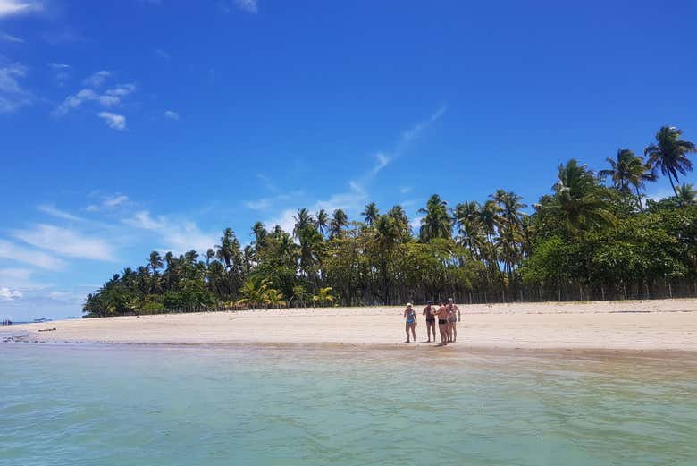 Águas azuis cristalinas em Boipeba