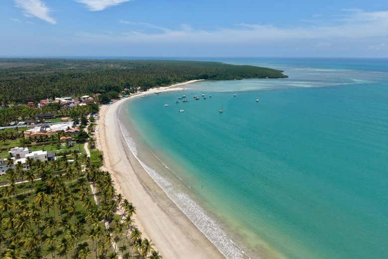 Playa de Garapuá en un día soleado