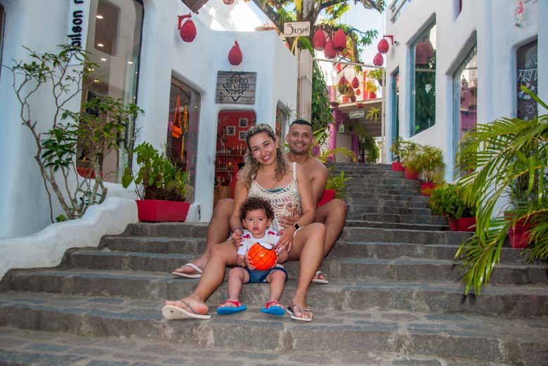 Família na vila de Pipa