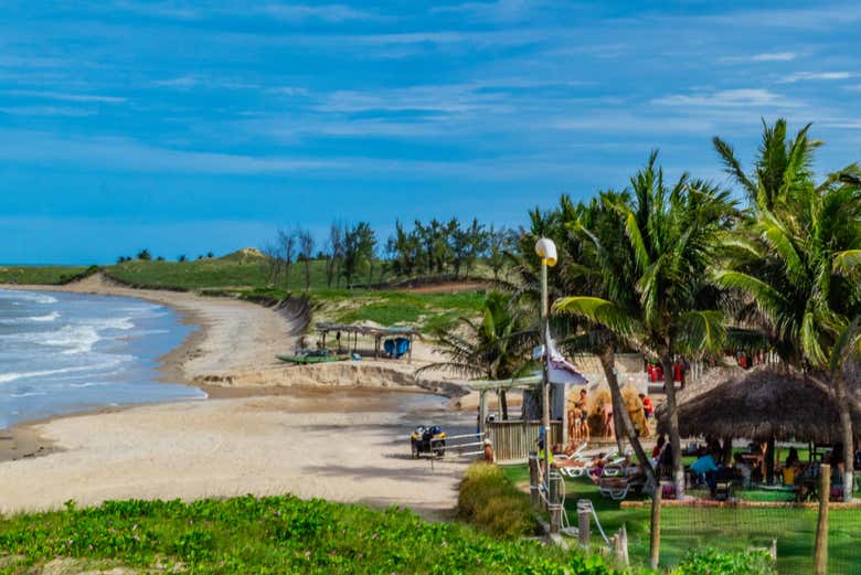 Paisagem da praia de Maracajaú