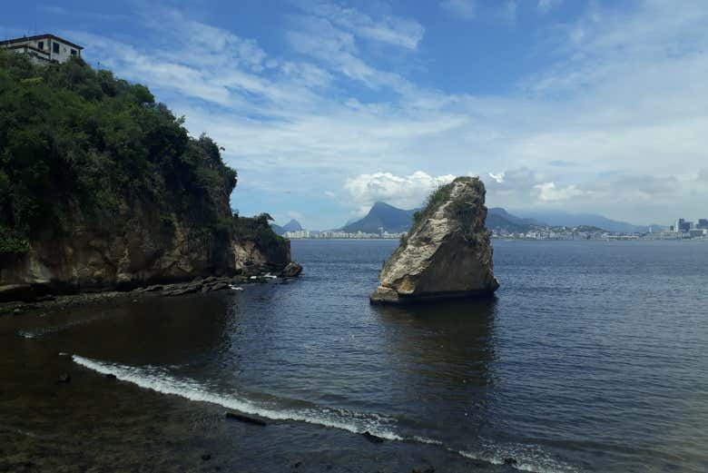 Veremos desde la orilla la isla de Boa Viagem