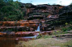 Excursión a la cascada Andorinhas + Visita a una mina de oro