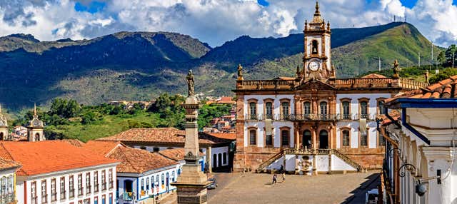 Tour de jardineira por Ouro Preto