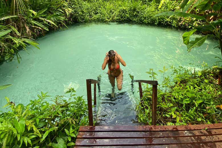 Nadando en una de las pozas del Parque Estatal Jalapão