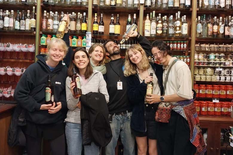 Desfrutando do tour da cachaça!