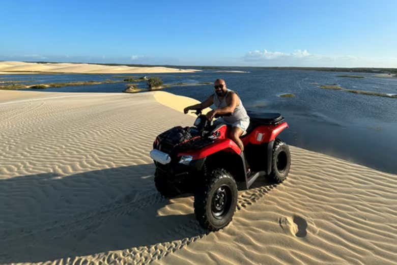 A melhor maneira de explorar as dunas dos Lençóis Piauienses
