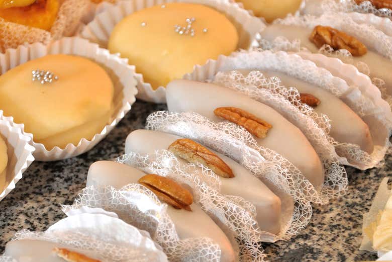 Você vai provar um delicioso doce típico
